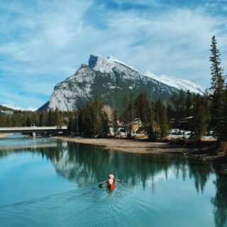 Life lately ⛰️🌻 ⠀⠀⠀⠀⠀⠀⠀⠀

1. Am I in love? 
2. I wear smiles to work
3. Office views 
4. Walking on a glaciar - checked 
5. Tell me what you see
6. Blooming in love 
7. Everyday mantra
8. No excuses 
9. Who made this, made us too
10. I love my life 

#canada #rockies #canadianrockies #summertime #lovemylife #nature #beautifuldestinations #welivetoexplore #keepdreaming #doyou #explorecanada #intothewild #wanderlust #photodump #catchmegoing #natgeo #instatravel 

⠀⠀⠀⠀⠀⠀⠀